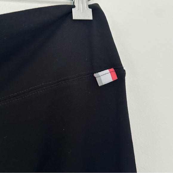 Province of Canada | Black Everyday Leggings | XXL - Picture 3 of 7